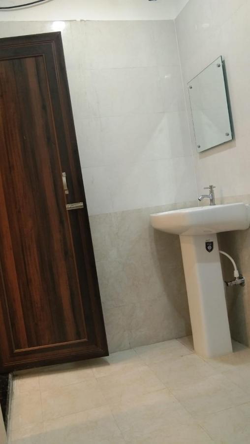 Dubby Indian Hotel Inn ! Puri Εξωτερικό φωτογραφία