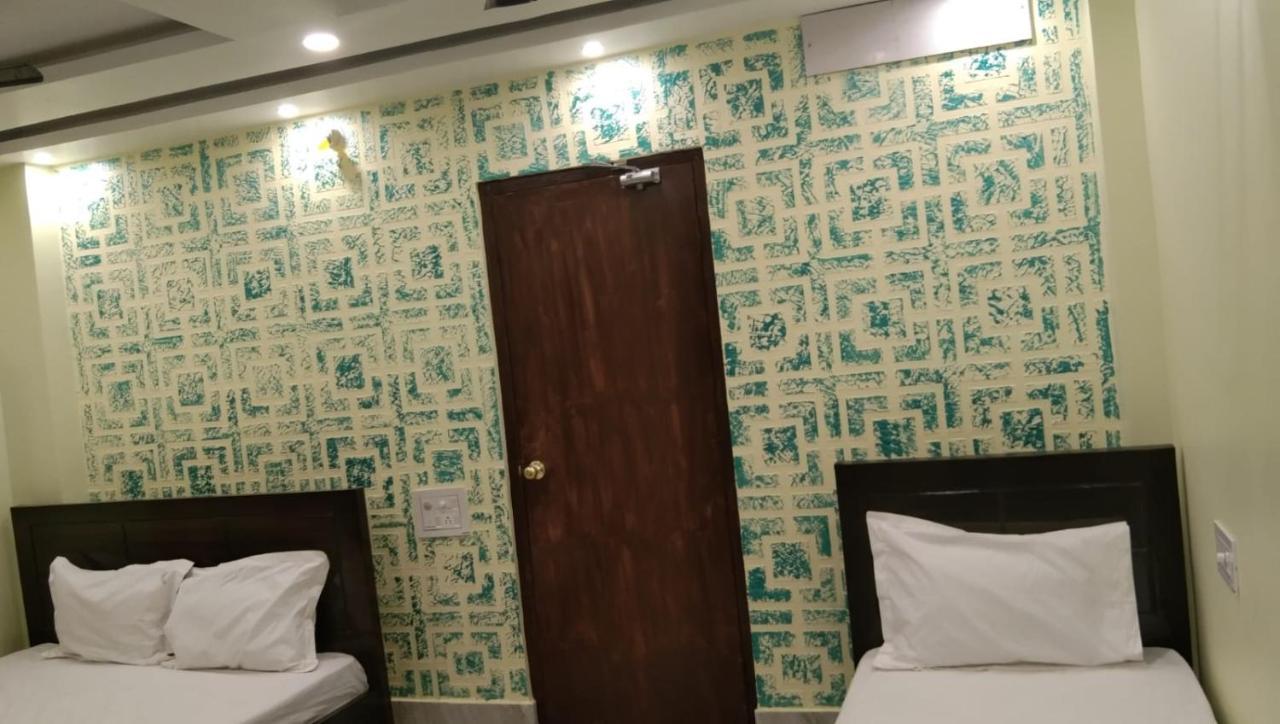 Dubby Indian Hotel Inn ! Puri Εξωτερικό φωτογραφία