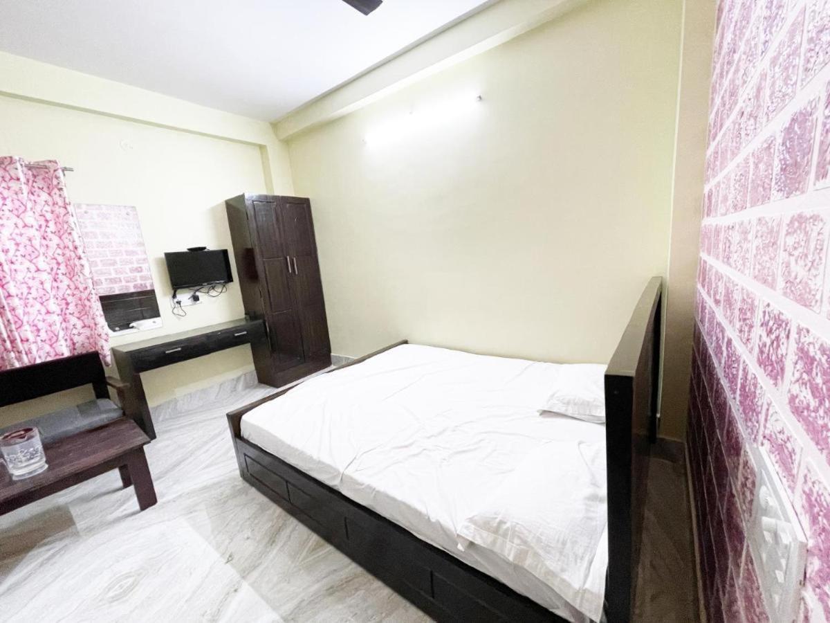 Dubby Indian Hotel Inn ! Puri Εξωτερικό φωτογραφία