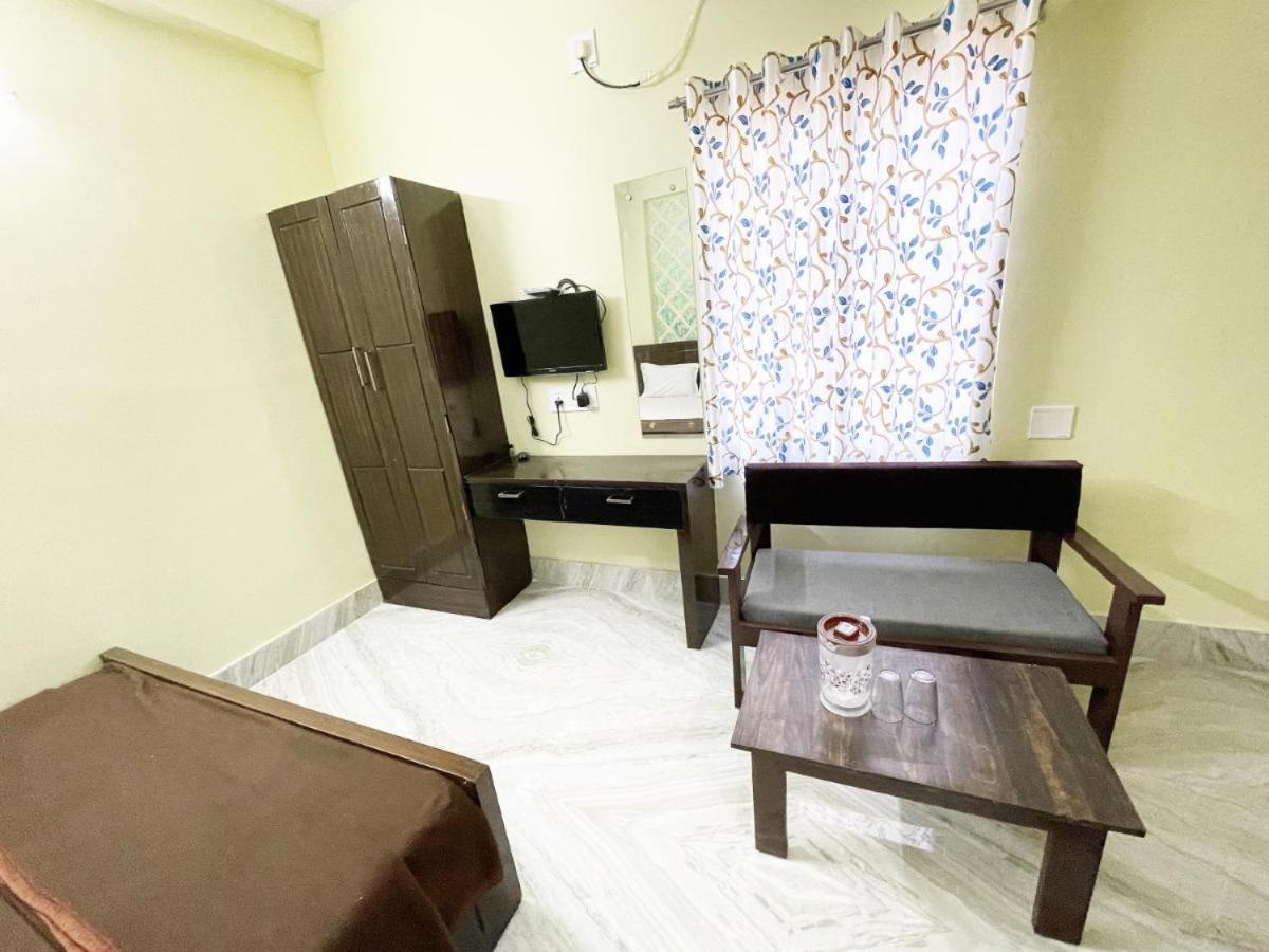 Dubby Indian Hotel Inn ! Puri Εξωτερικό φωτογραφία